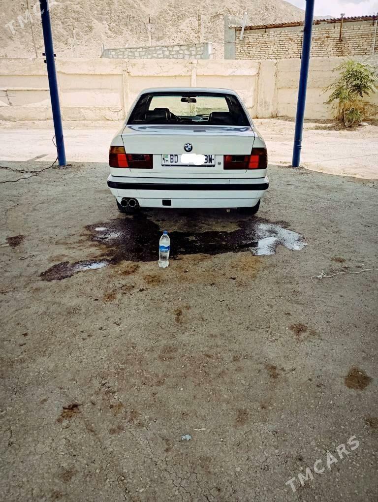 BMW 525 1990 - 52 000 TMT - Берекет - img 6