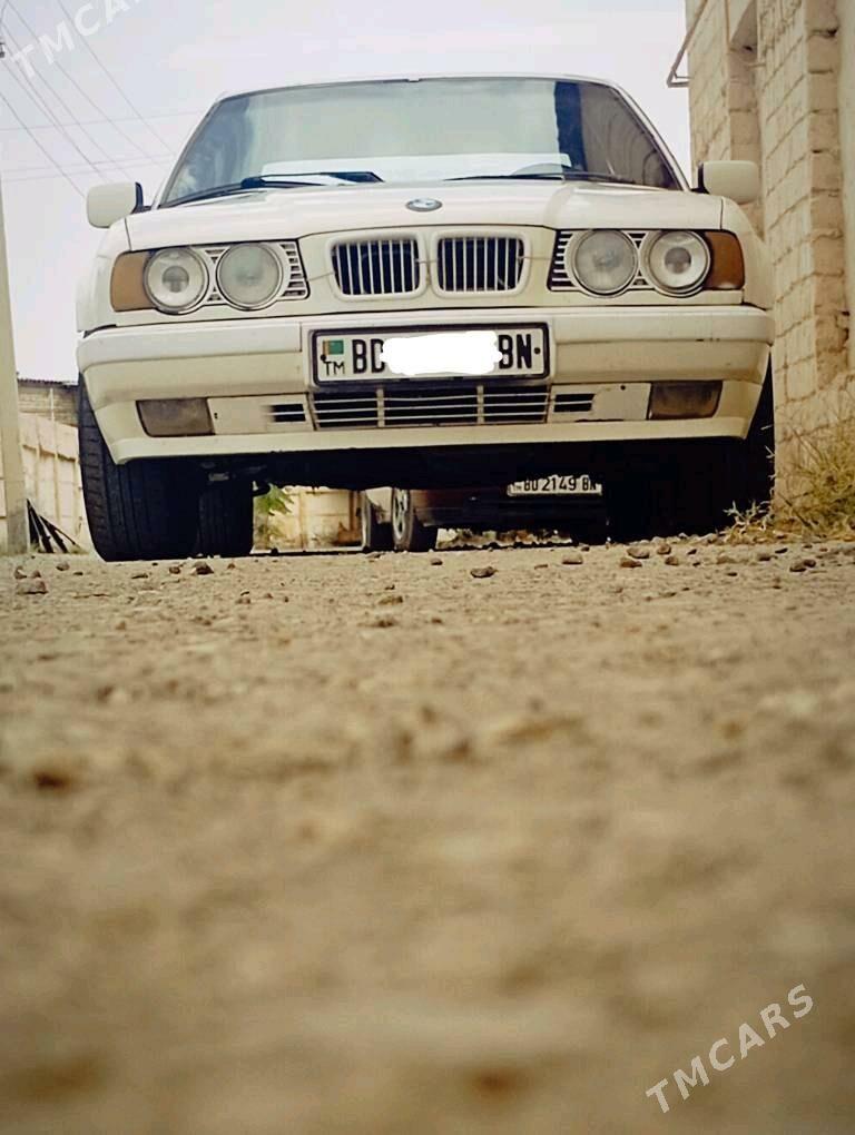 BMW 525 1990 - 52 000 TMT - Берекет - img 5