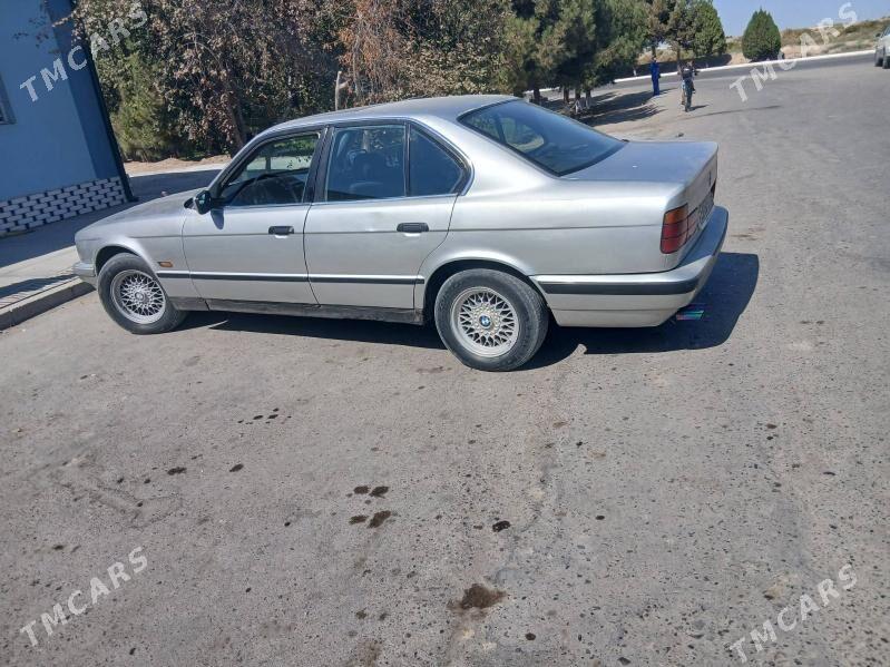 BMW 5 Series 1991 - 33 000 TMT - Сакар - img 4