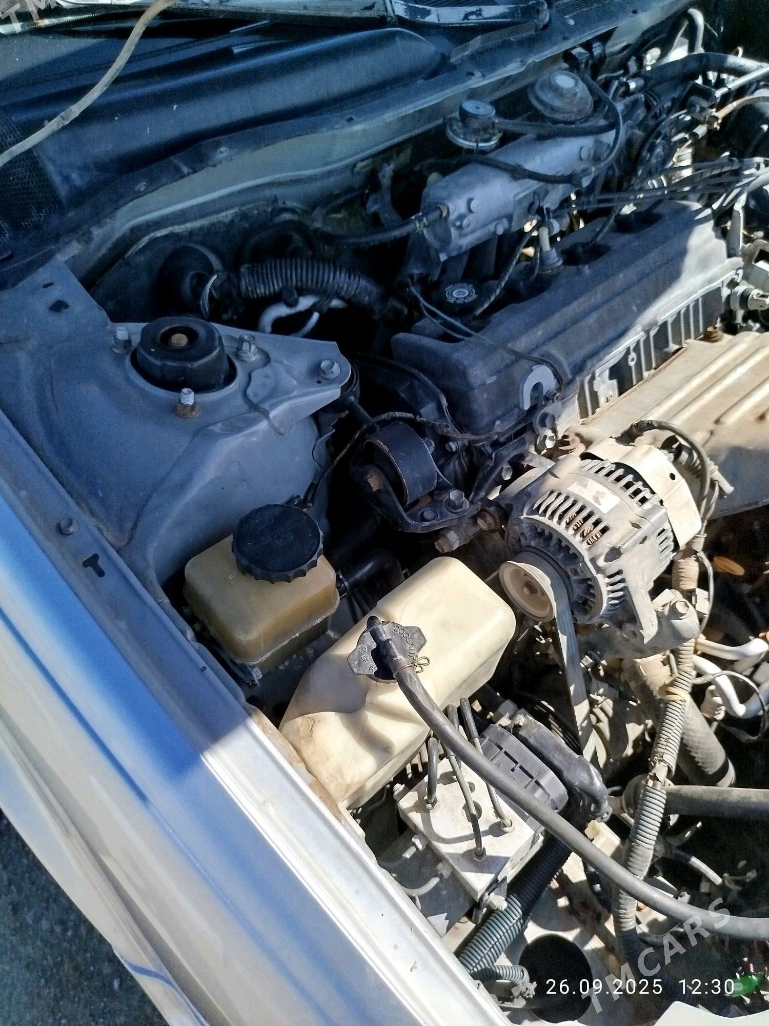 Toyota Camry 2000 - 140 000 TMT - Boldumsaz - img 2