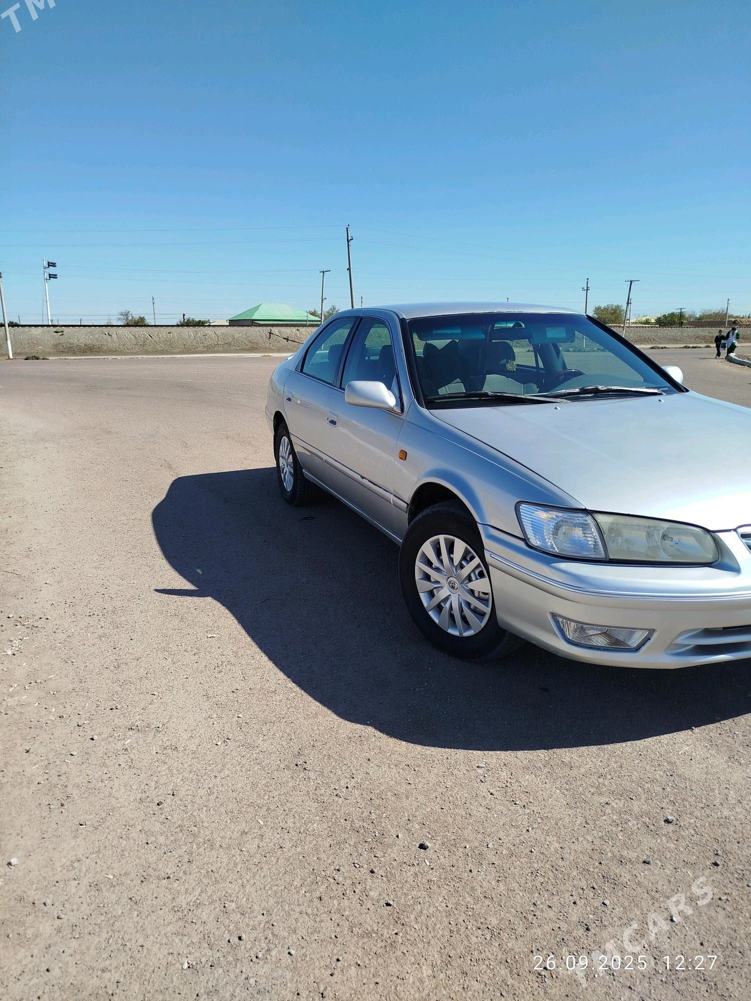 Toyota Camry 2000 - 140 000 TMT - Boldumsaz - img 4