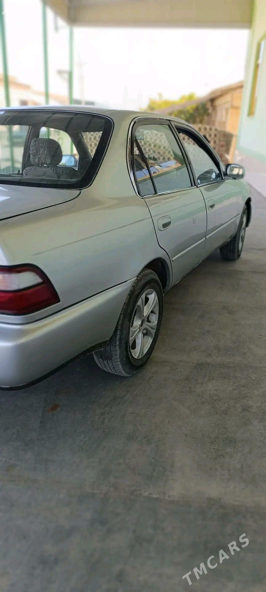 Toyota Corolla 1995 - 45 000 TMT - Чарджоу - img 3