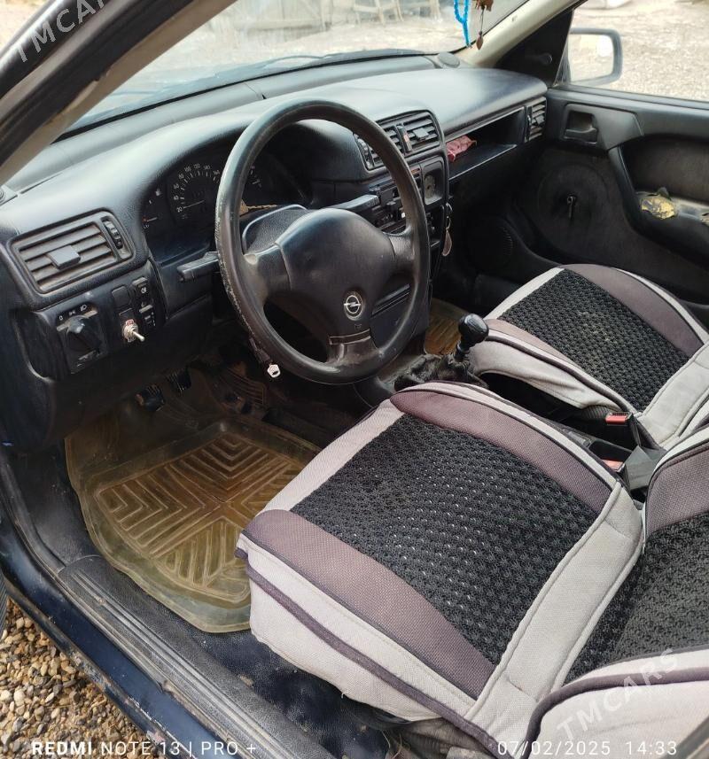 Opel Vectra 1991 - 27 000 TMT - Теджен - img 3