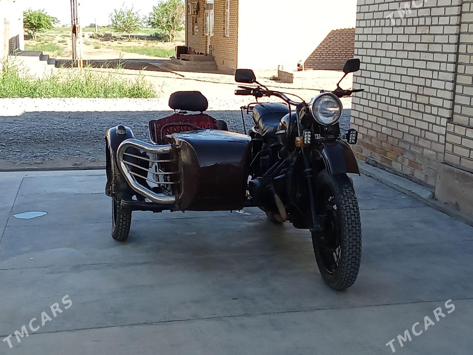 Ural 4320 1985 - 7 000 TMT - Sakarçäge - img 2
