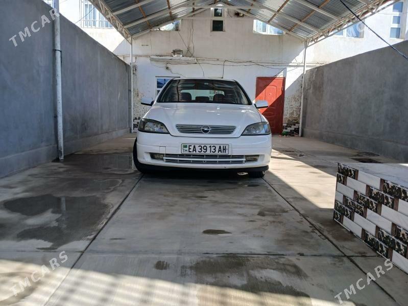 Opel Astra 2002 - 80 000 TMT - Бахарден - img 4