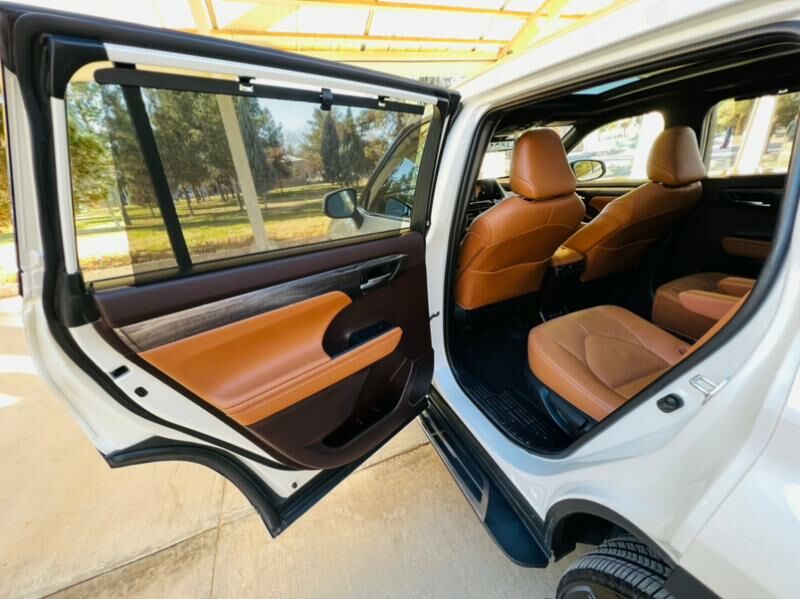 Toyota Highlander 2021 - 680 000 TMT - Мары - img 5