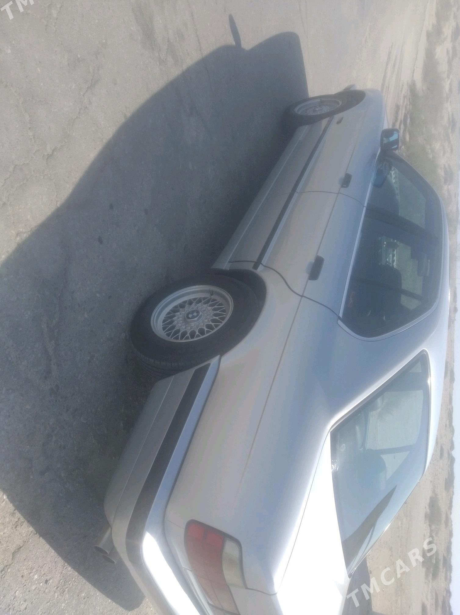 BMW 525 1992 - 62 000 TMT - Балканабат - img 8