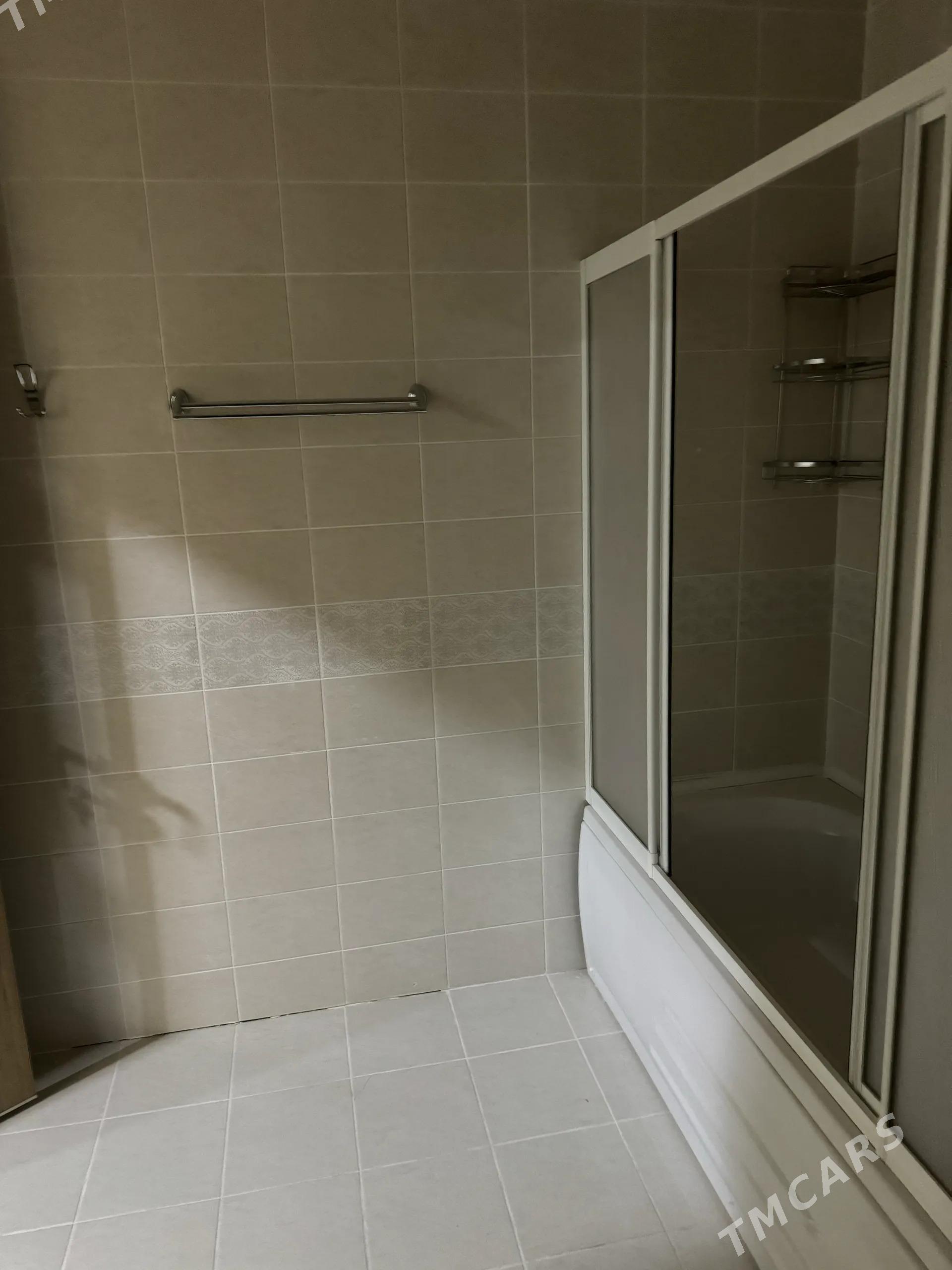 Срочно 14 этап 8эт 5ком 240м² - 14-nji tapgyr (Sowhozny köç) - img 6