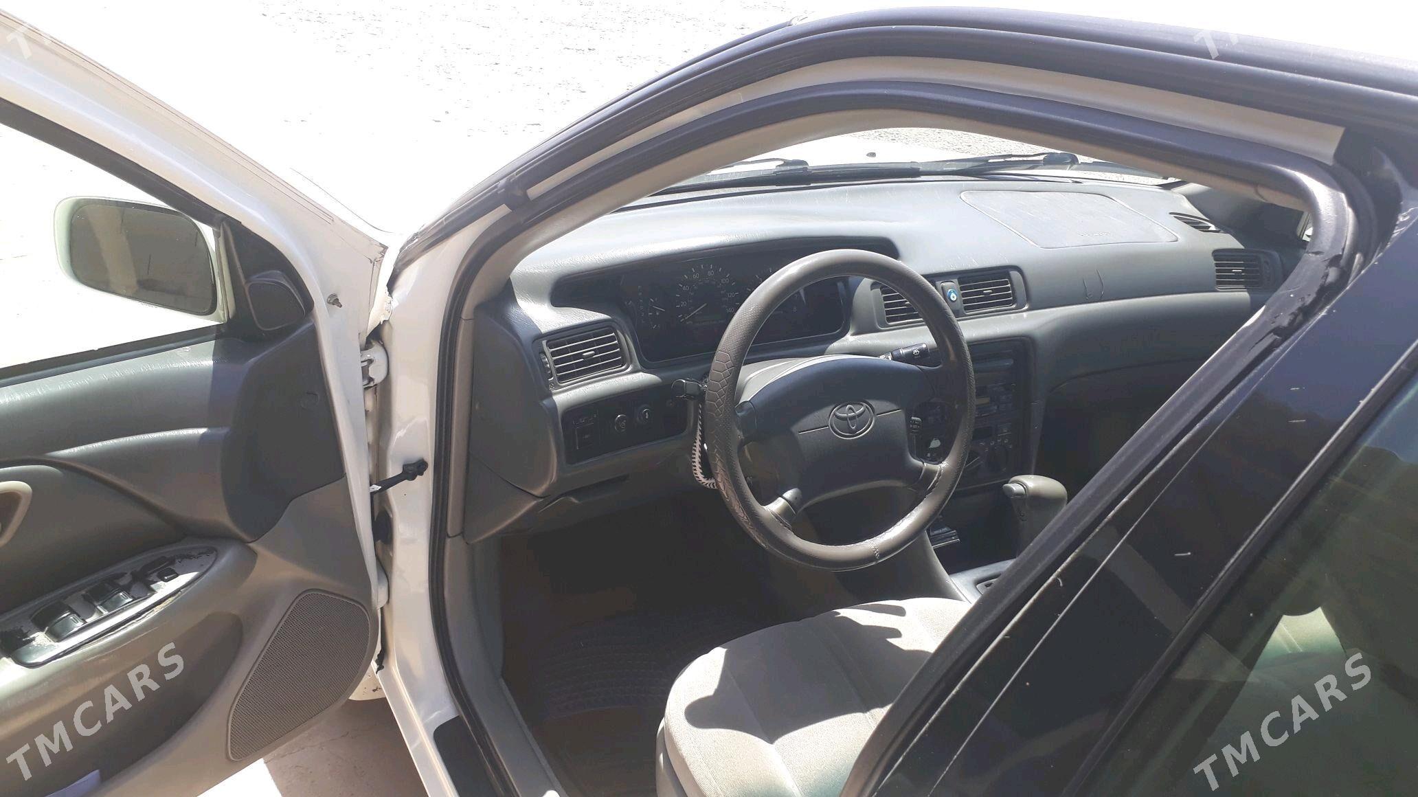 Toyota Camry 1999 - 120 000 TMT - Серахс - img 9