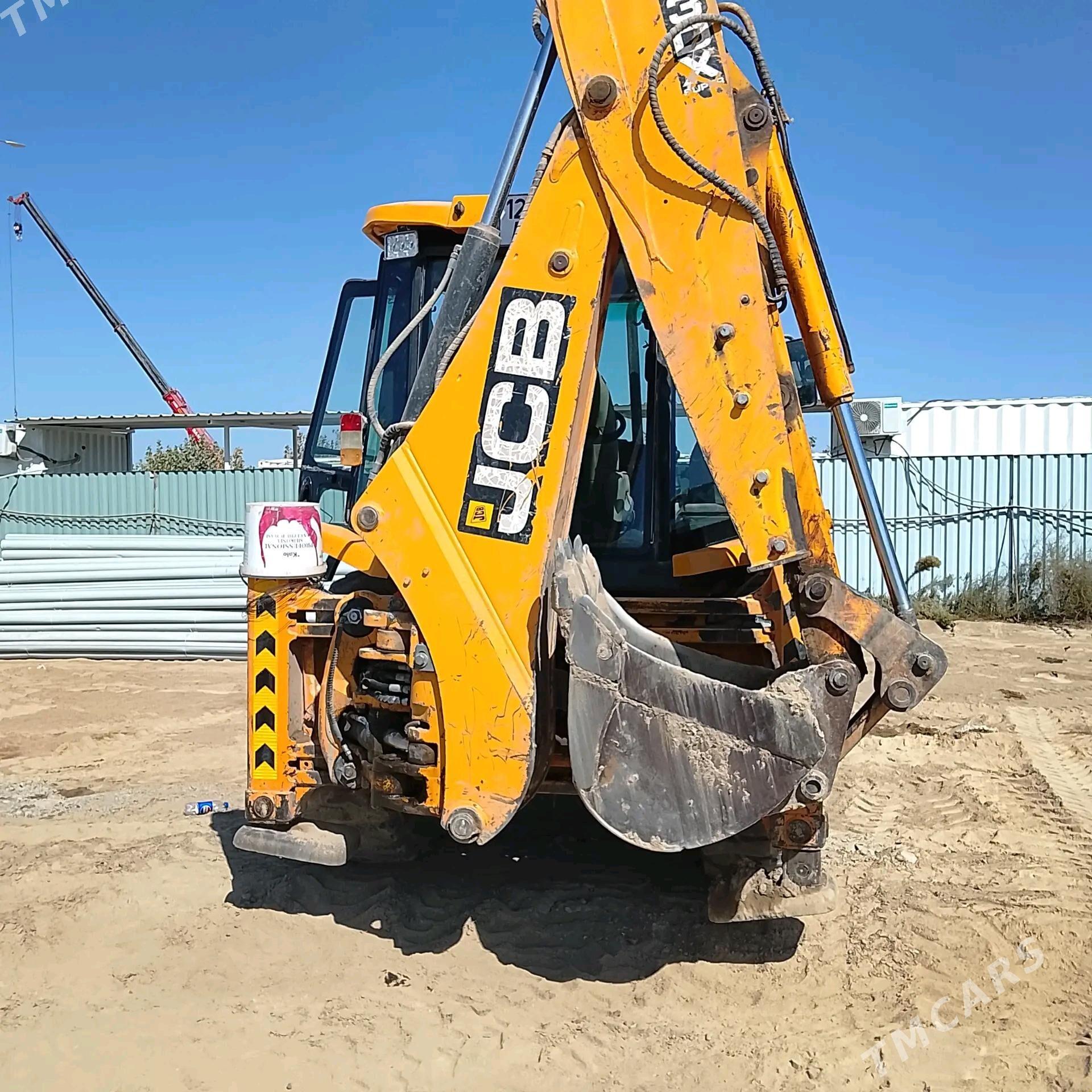JCB 3CX Compact 2013 - 560 000 TMT - Aşgabat - img 7