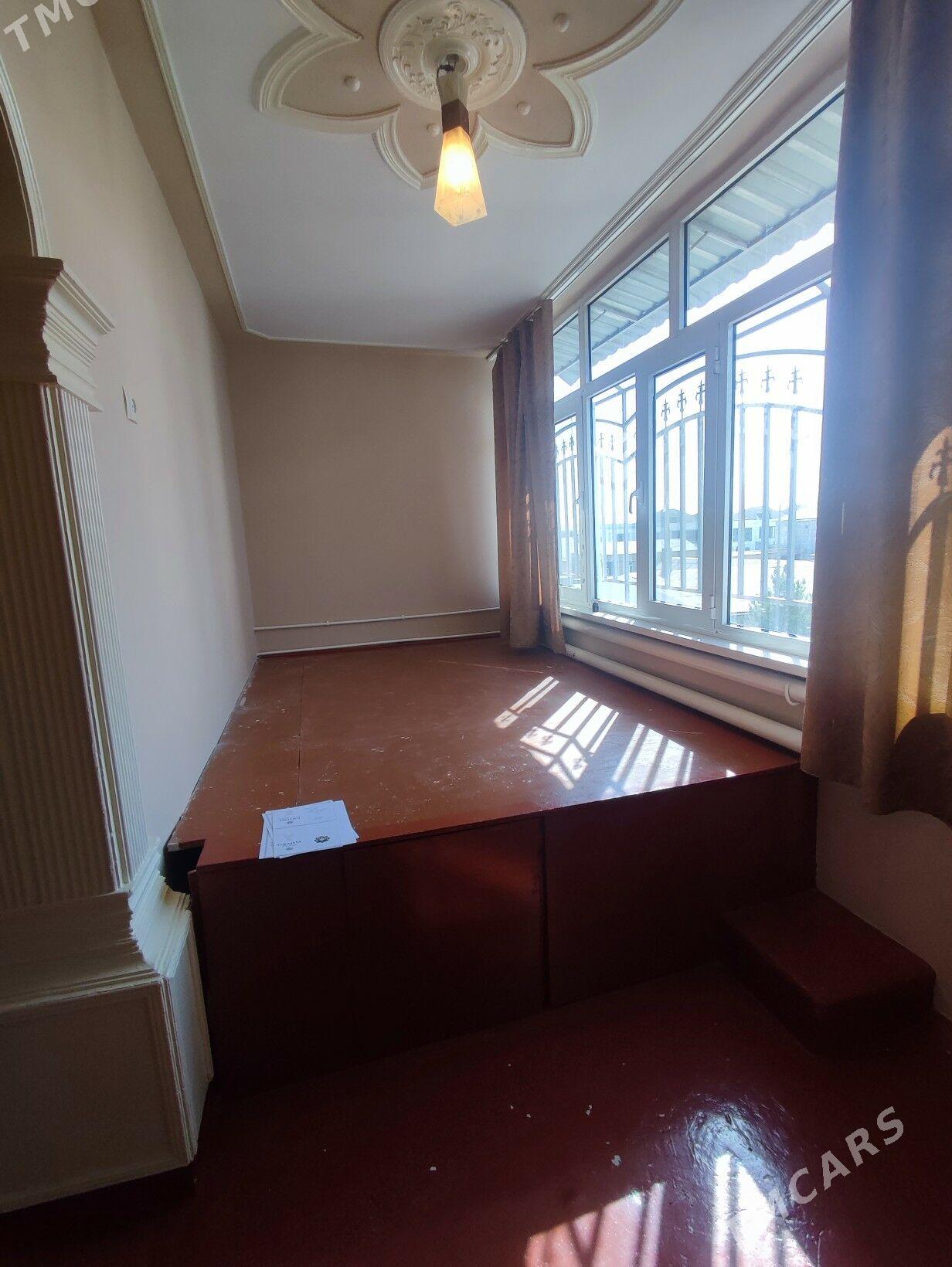 1 комн на 3 м этаже - Туркменабат - img 3