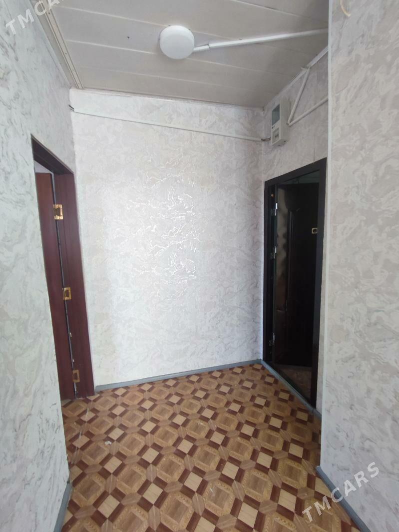 1 комн на 3 м этаже - Туркменабат - img 1