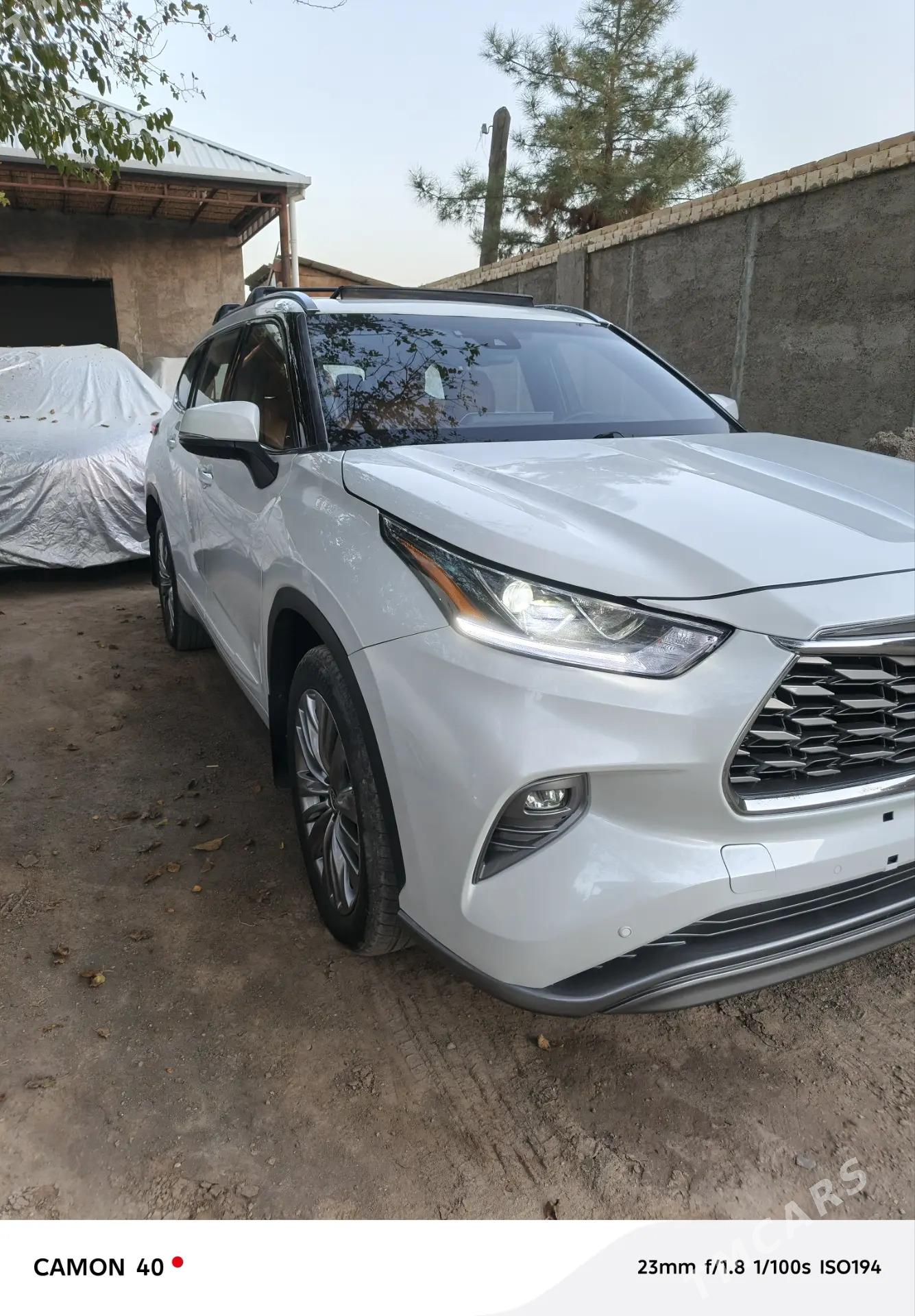 Toyota Highlander 2021 - 580 000 TMT - Мары - img 3