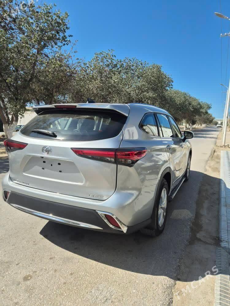 Toyota Highlander 2023 - 530 000 TMT - Хазар - img 5