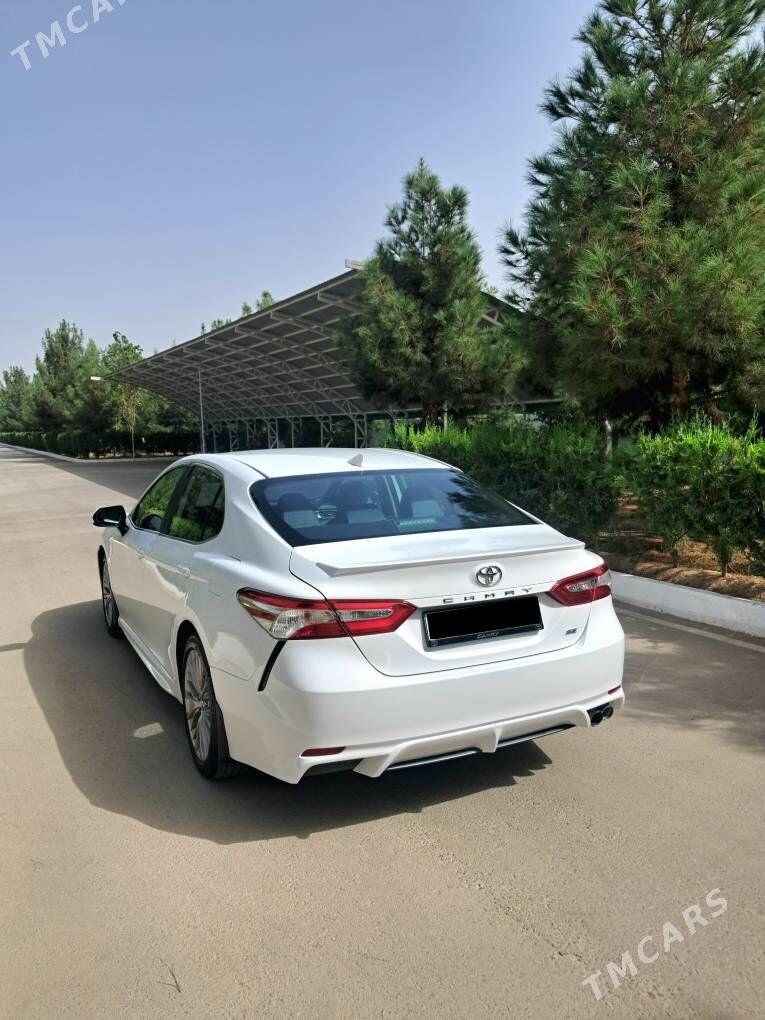 Toyota Camry 2020 - 310 000 TMT - Бузмеин ГРЭС - img 5