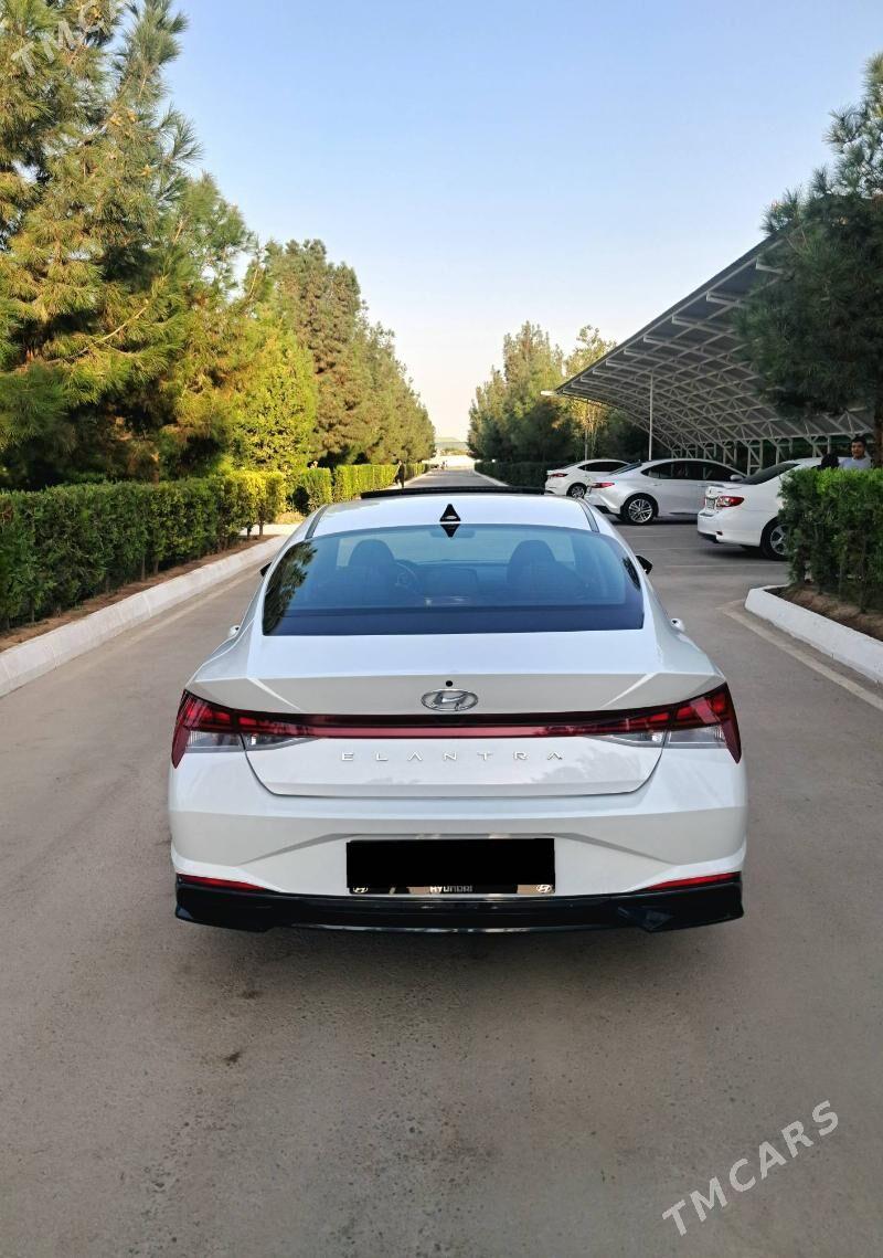 Hyundai Elantra 2022 - 260 000 TMT - Бузмеин ГРЭС - img 8
