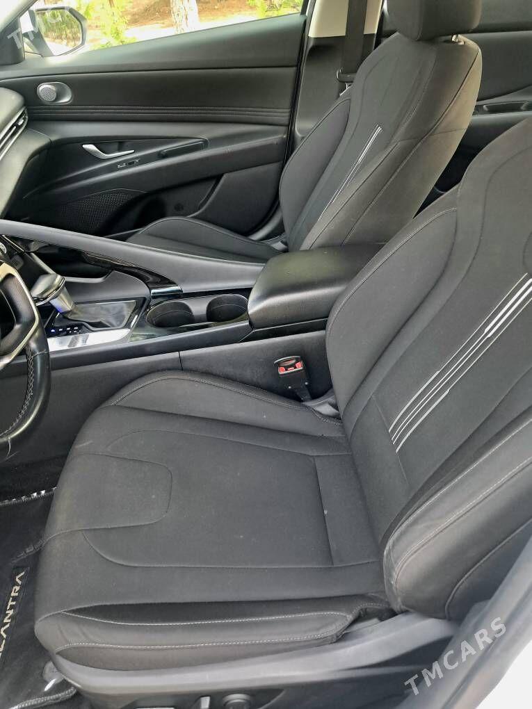 Hyundai Elantra 2022 - 260 000 TMT - Бузмеин ГРЭС - img 7