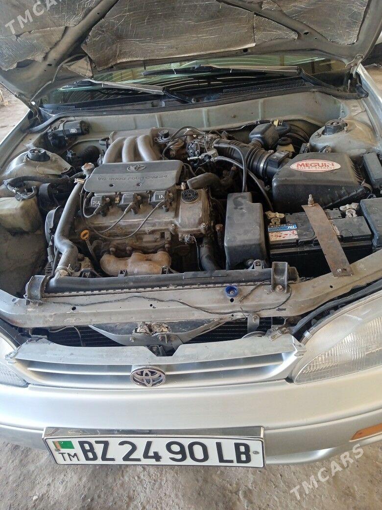Toyota Camry 1995 - 95 000 TMT - Дянев - img 4