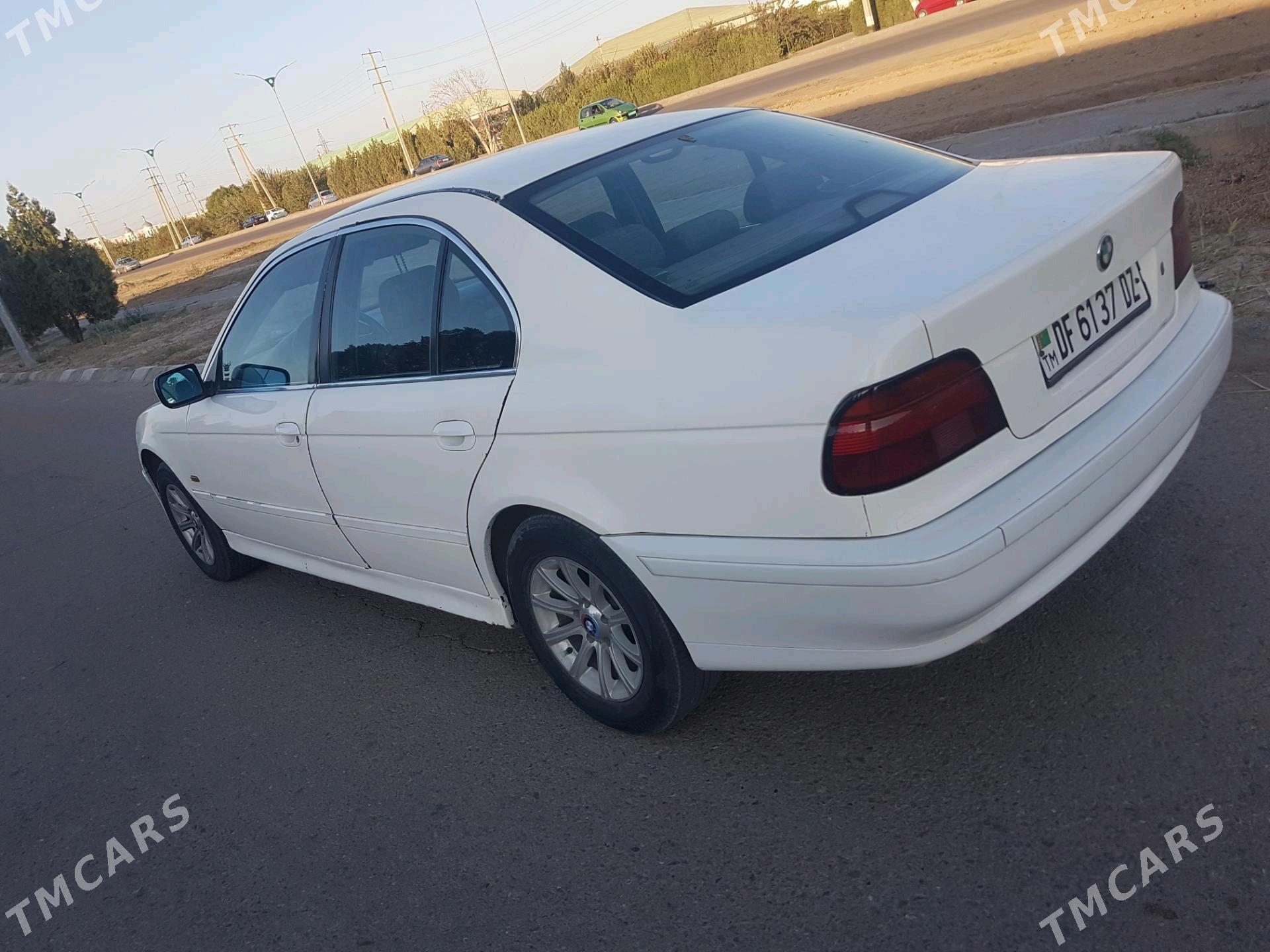 BMW E39 1998 - 70 000 TMT - Daşoguz - img 2
