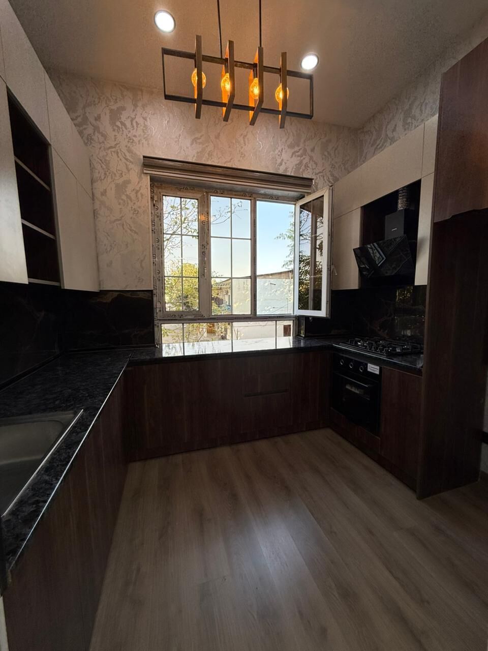 ЦИРК МЕЖЛАУКА 2эт.2-3ком - Kim raýon - img 5