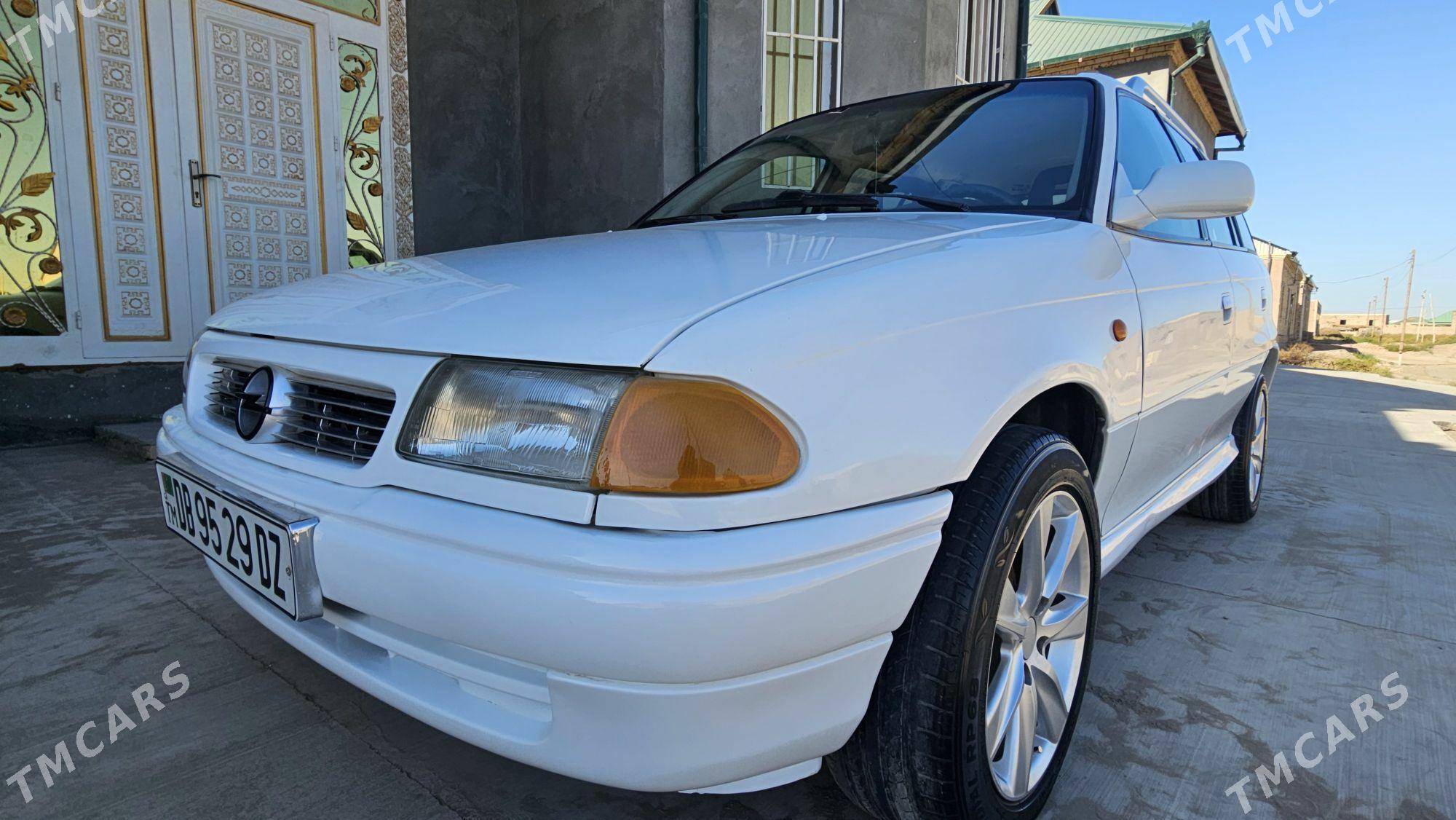 Opel Astra 1997 - 50 000 TMT - Gurbansoltan Eje - img 8