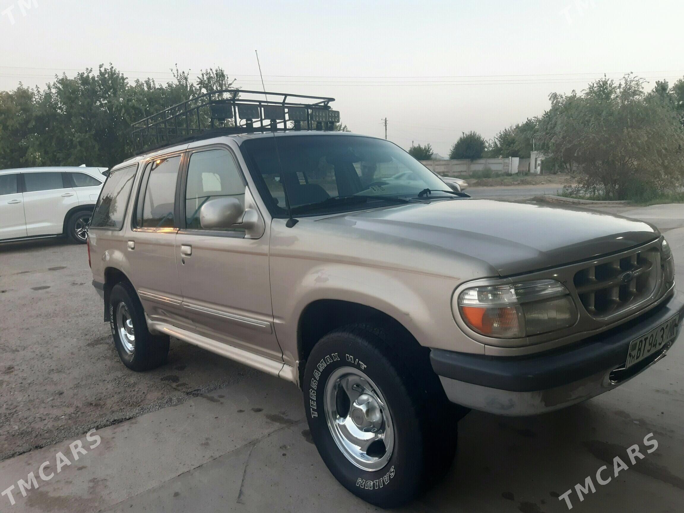 Ford Explorer 1998 - 55 000 TMT - Мары - img 4