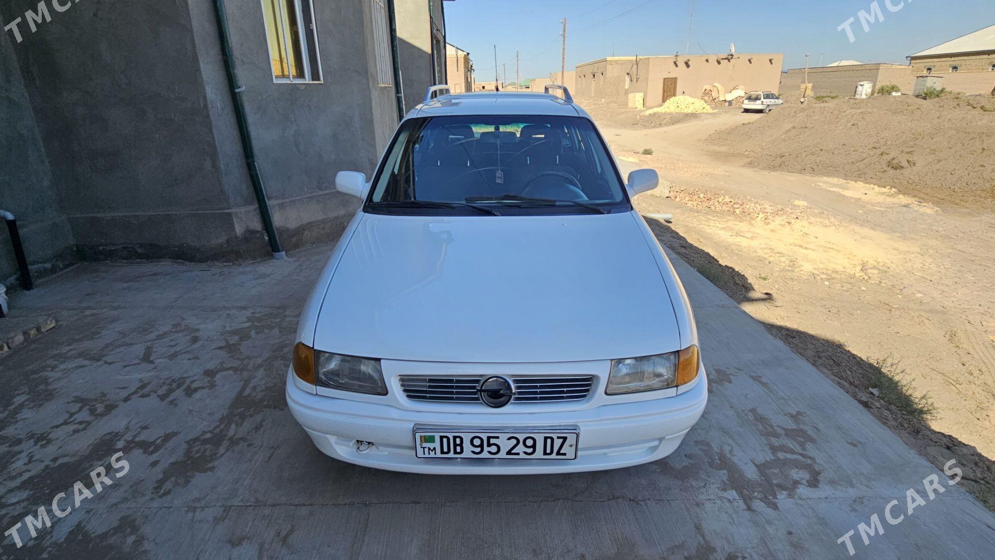 Opel Astra 1997 - 50 000 TMT - Gurbansoltan Eje - img 6