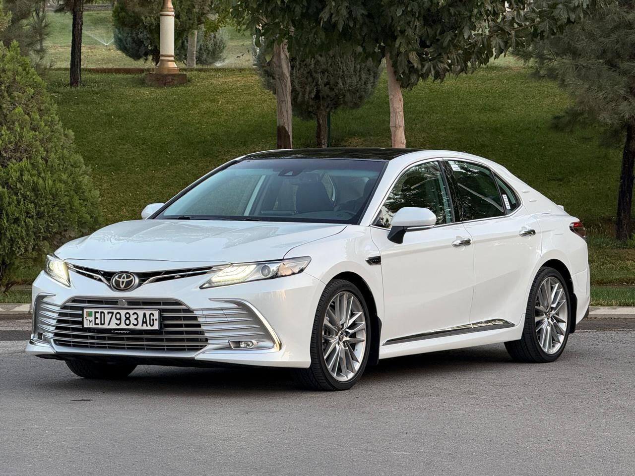 Toyota Camry 2021 - 363 000 TMT - Ашхабад - img 3