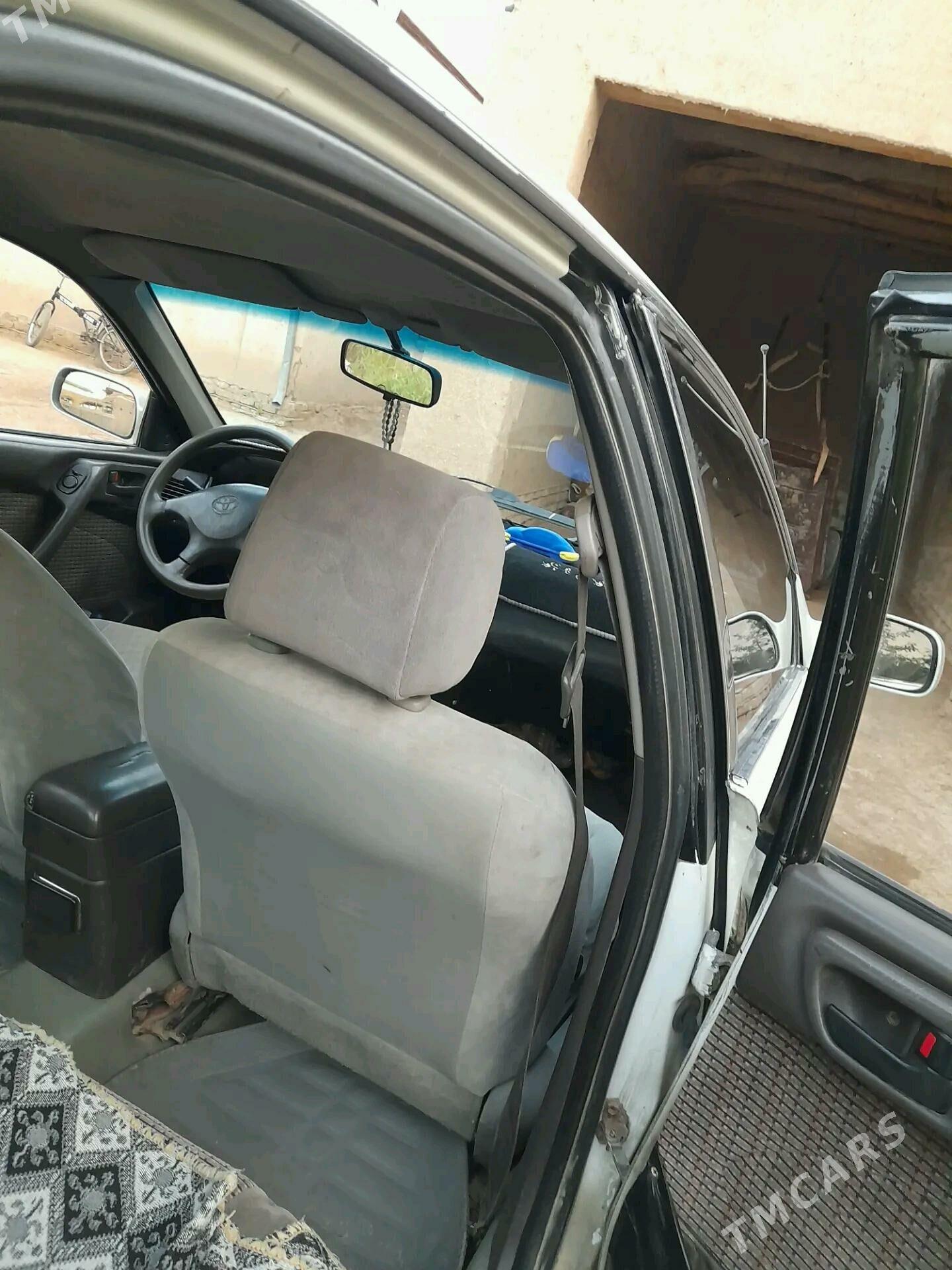 Toyota Corona 1994 - 65 000 TMT - Дашогуз - img 2