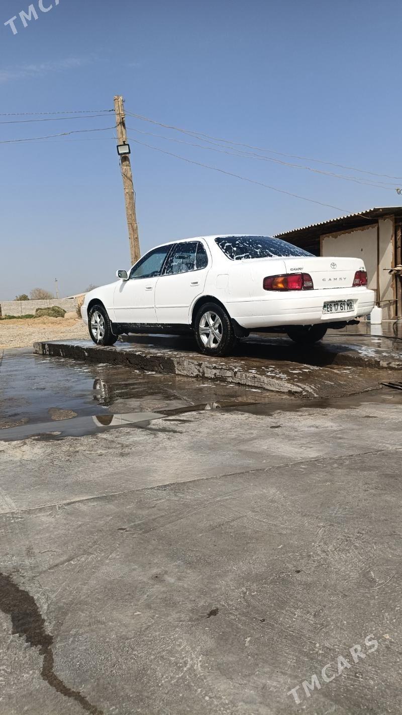 Toyota Camry 1994 - 92 000 TMT - Мургап - img 3