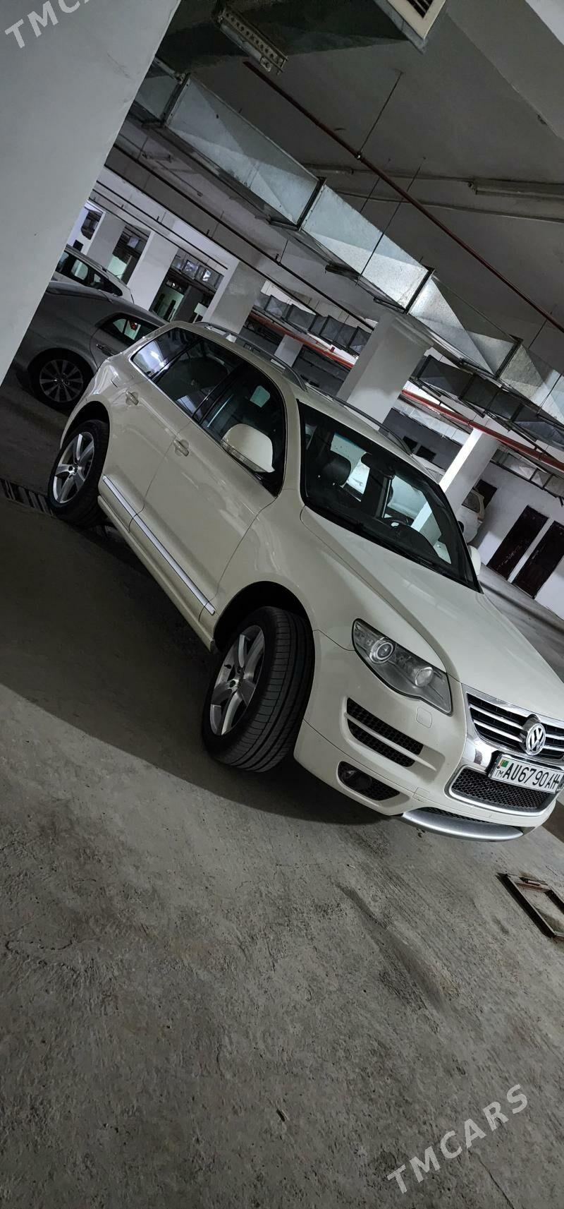 Volkswagen Touareg 2009 - 250 000 TMT - Sowetskiý köç. (Garaşsyzlyk şaýoly) - img 3