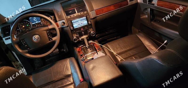 Volkswagen Touareg 2009 - 250 000 TMT - Sowetskiý köç. (Garaşsyzlyk şaýoly) - img 4