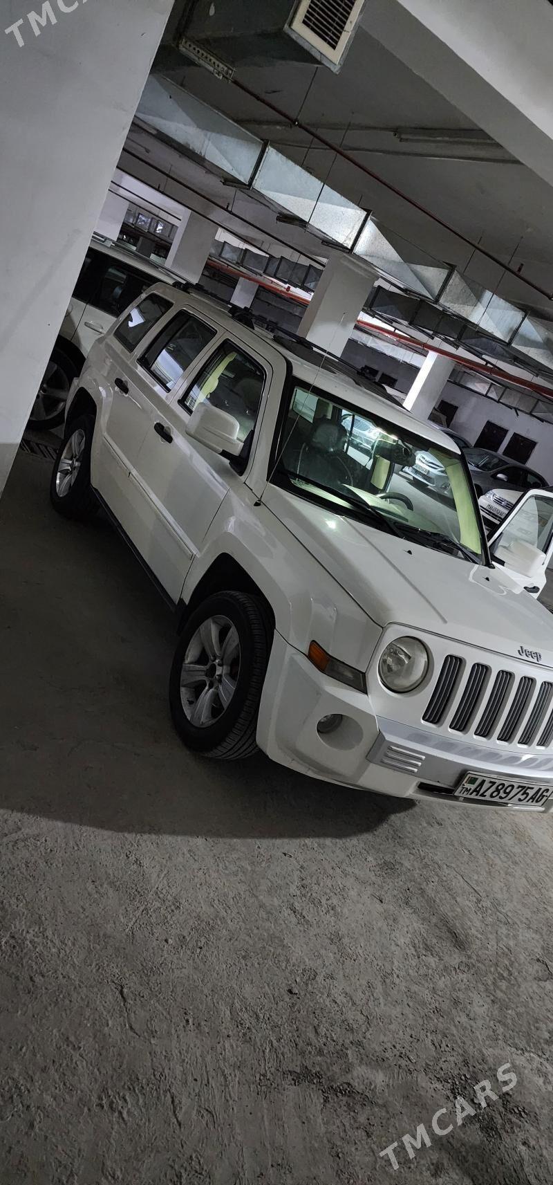 Jeep Patriot 2017 - 210 000 TMT - Garaşsyzlygyň 15 ýyllygy Söwda Merkezi - img 1