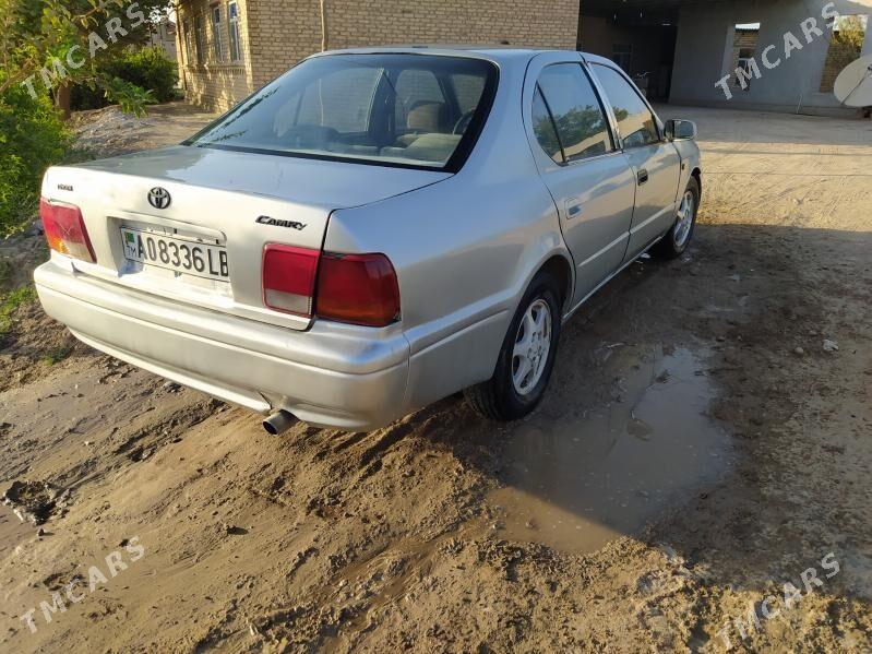 Toyota Vista 1996 - 40 000 TMT - Saýat - img 2