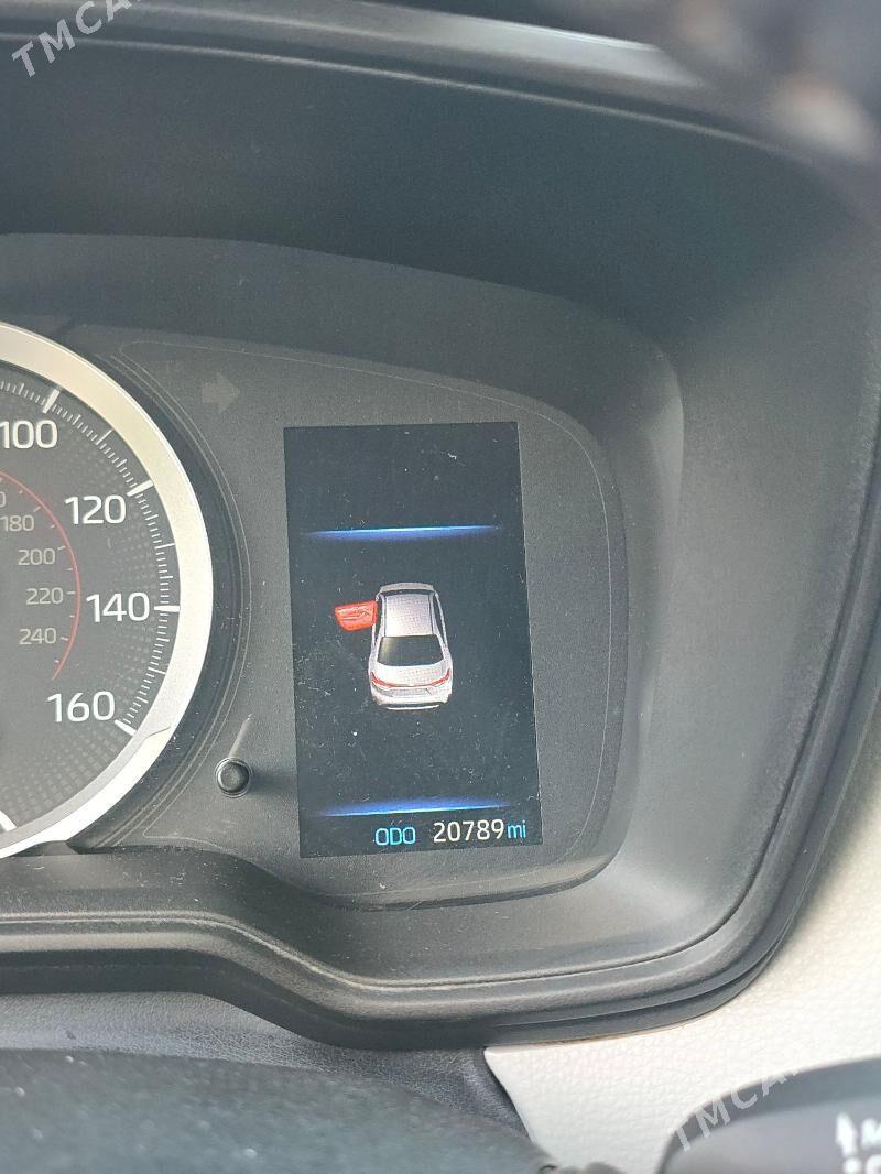 Toyota Corolla 2021 - 240 000 TMT - Ашхабад - img 9