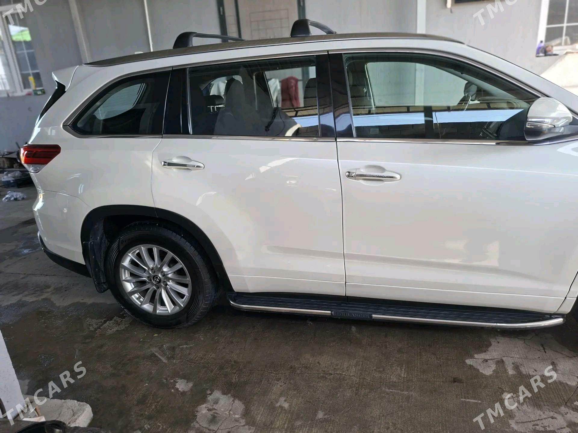 Toyota Highlander 2017 - 450 000 TMT - Çoganly - img 6