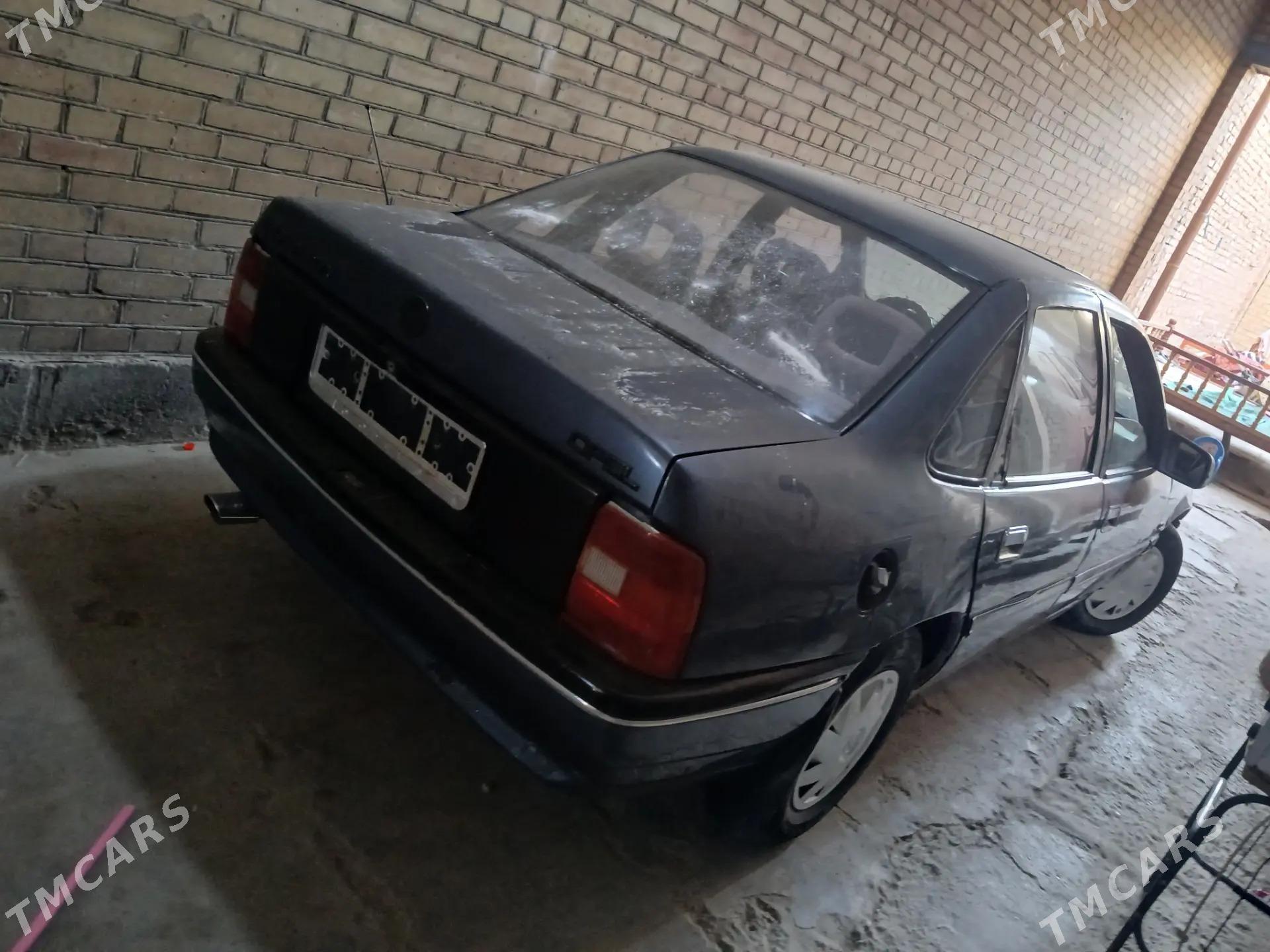 Opel Vectra 1989 - 25 000 TMT - Туркменабат - img 2