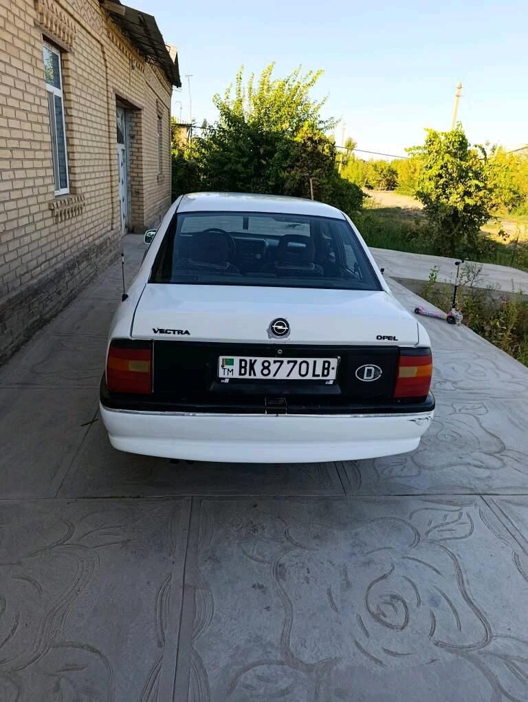 Opel Vectra 1993 - 30 000 TMT - Фарап - img 3