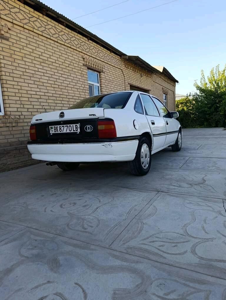 Opel Vectra 1993 - 30 000 TMT - Фарап - img 4