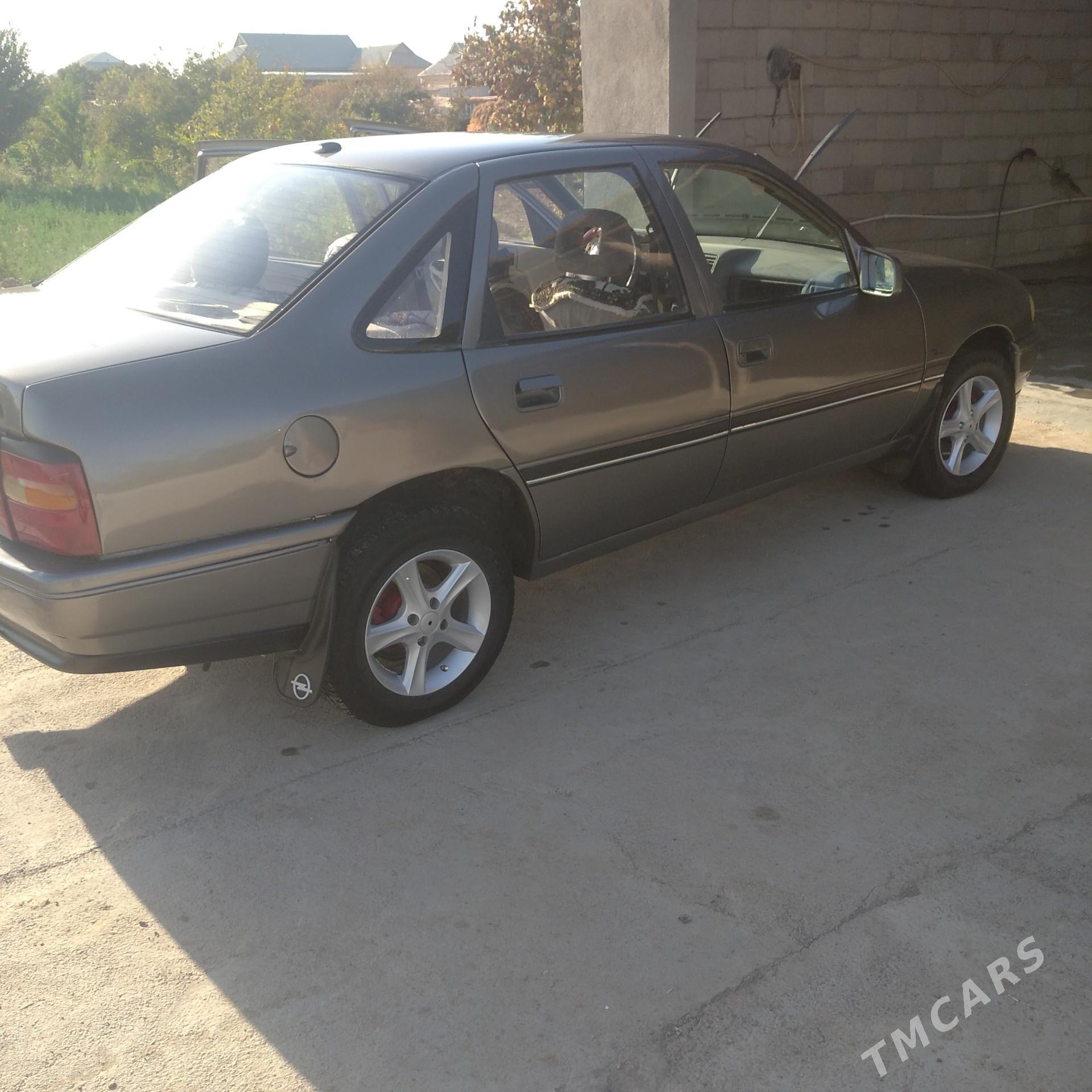 Opel Vectra 1991 - 35 000 TMT - Мары - img 6