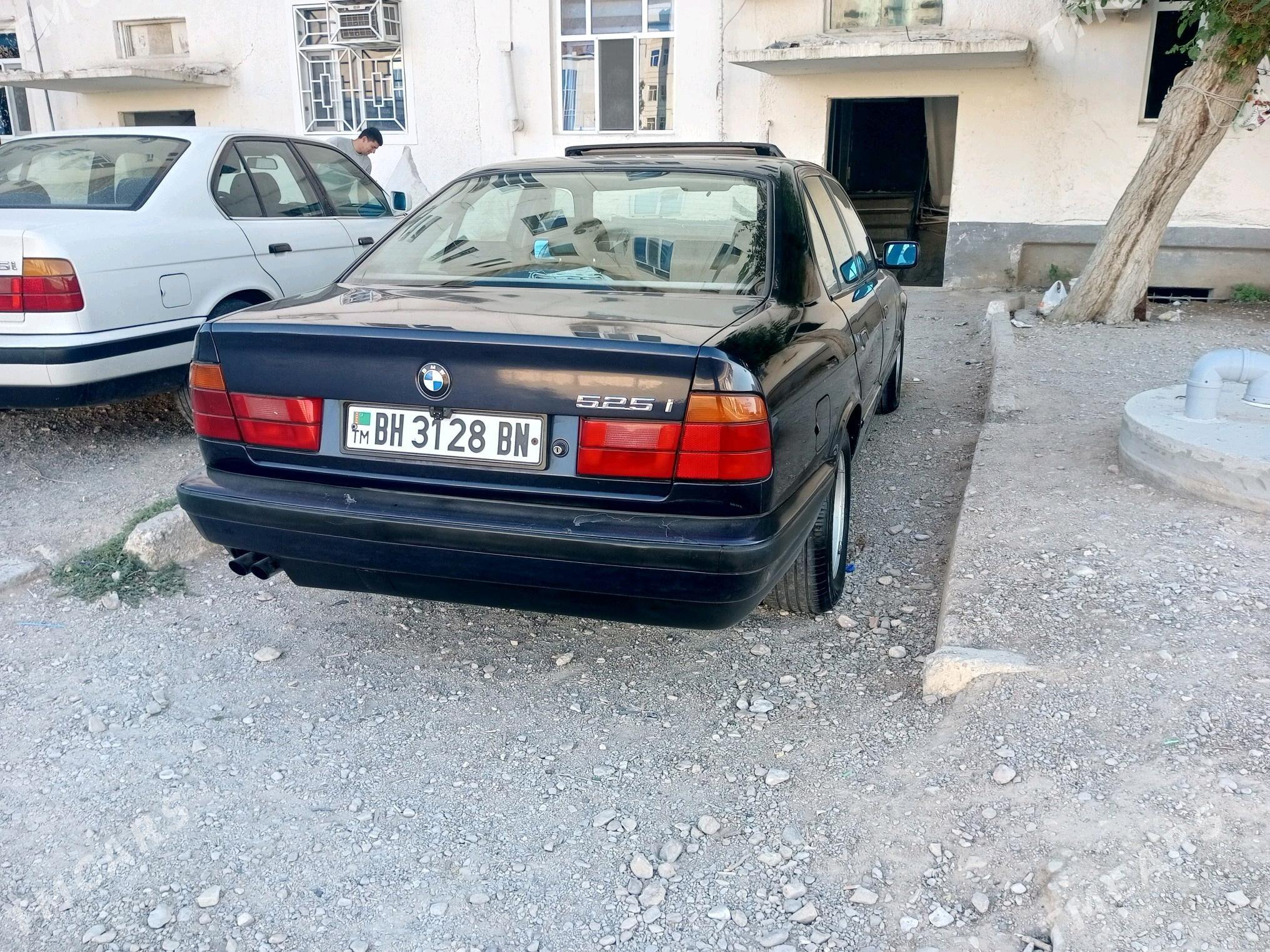 BMW 525 1995 - 68 000 TMT - Balkanabat - img 4