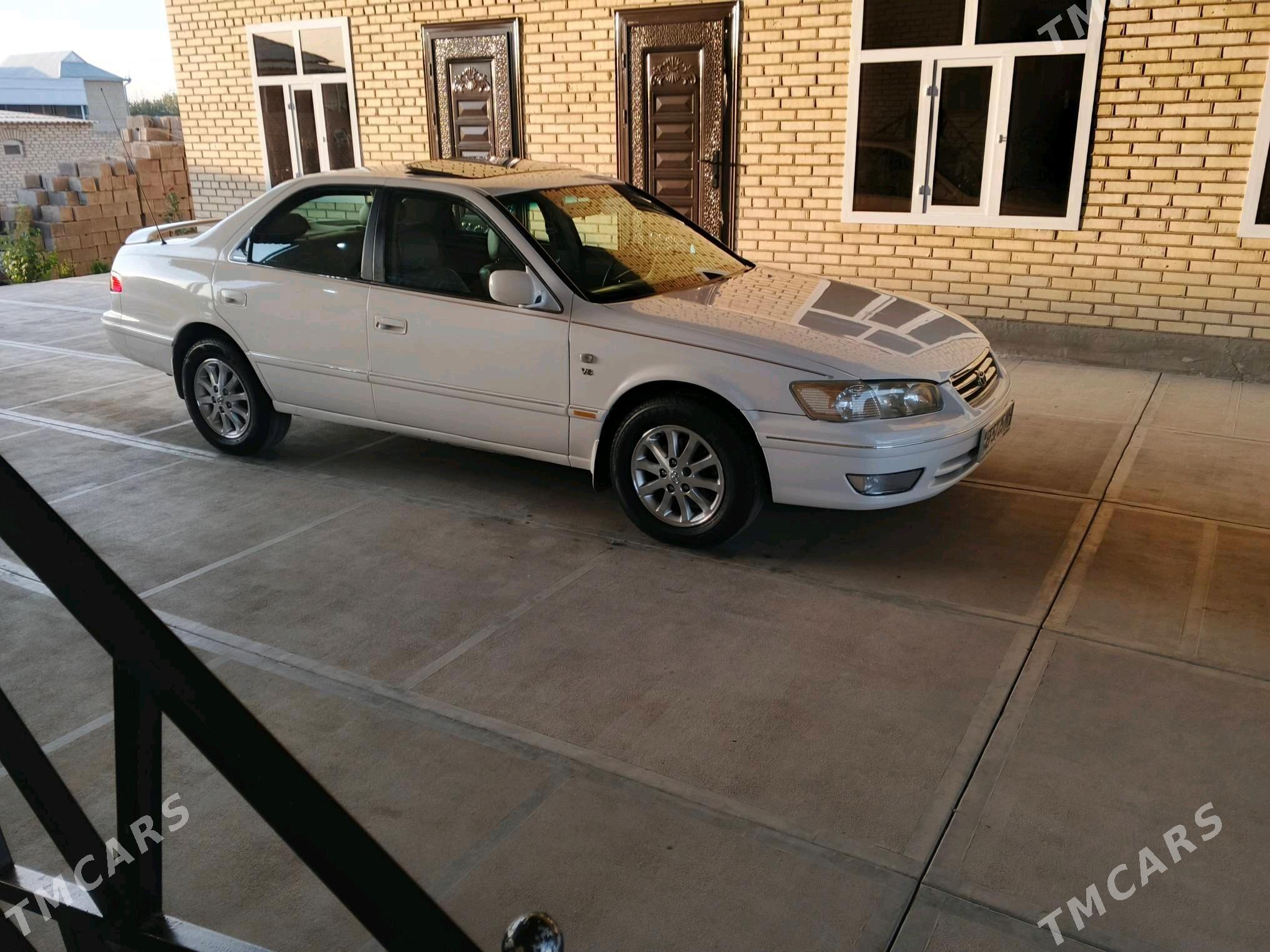 Toyota Camry 2000 - 130 000 TMT - Сакарчага - img 8