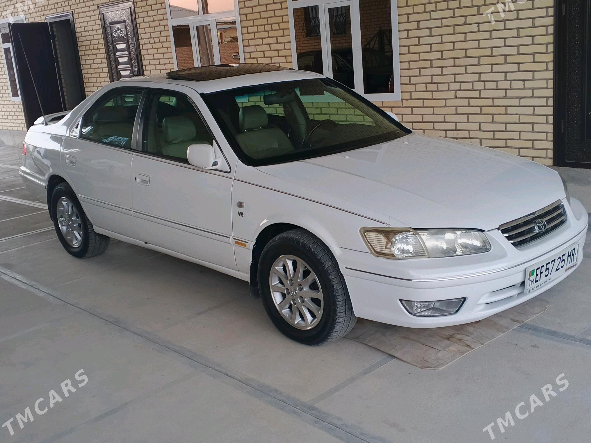 Toyota Camry 2000 - 130 000 TMT - Сакарчага - img 3