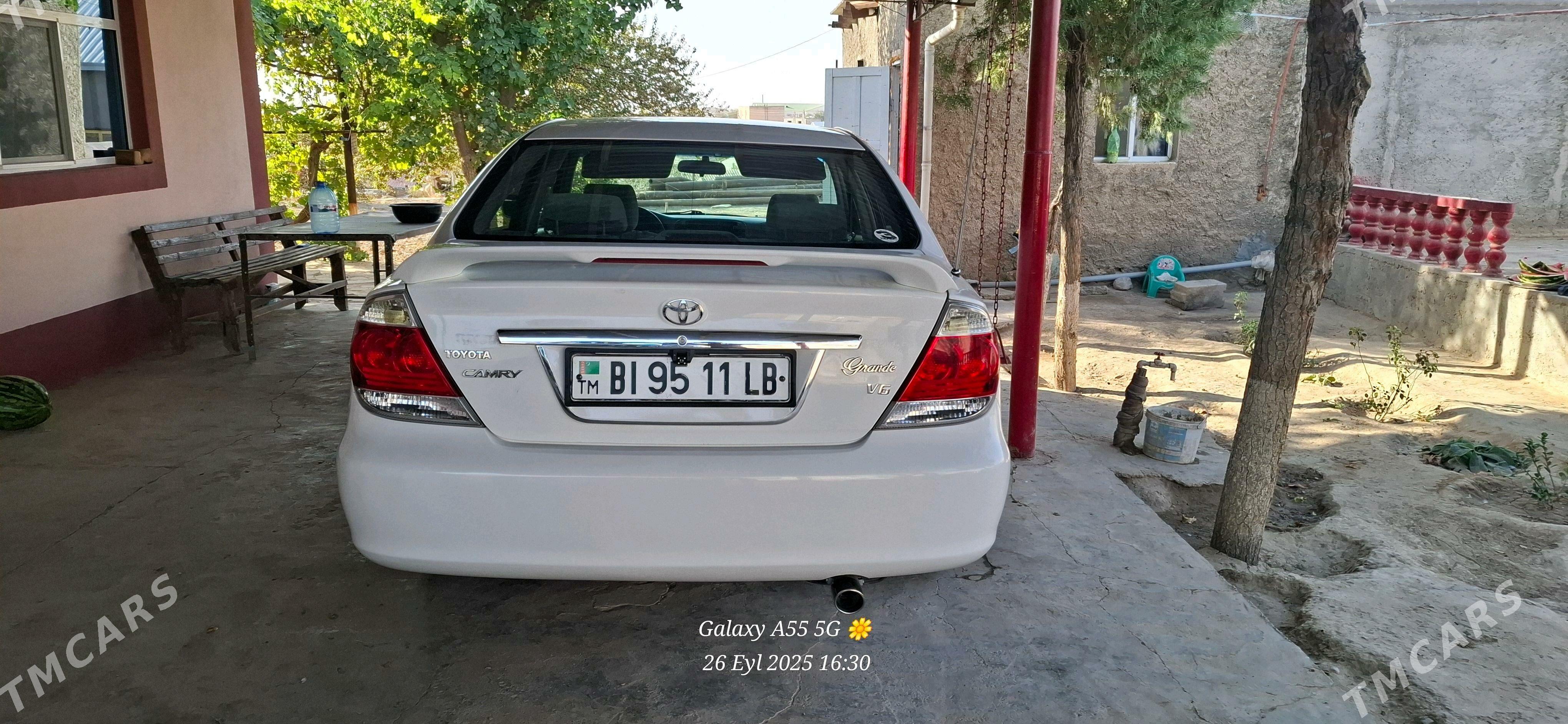 Toyota Camry 2004 - 170 000 TMT - Магданлы - img 3