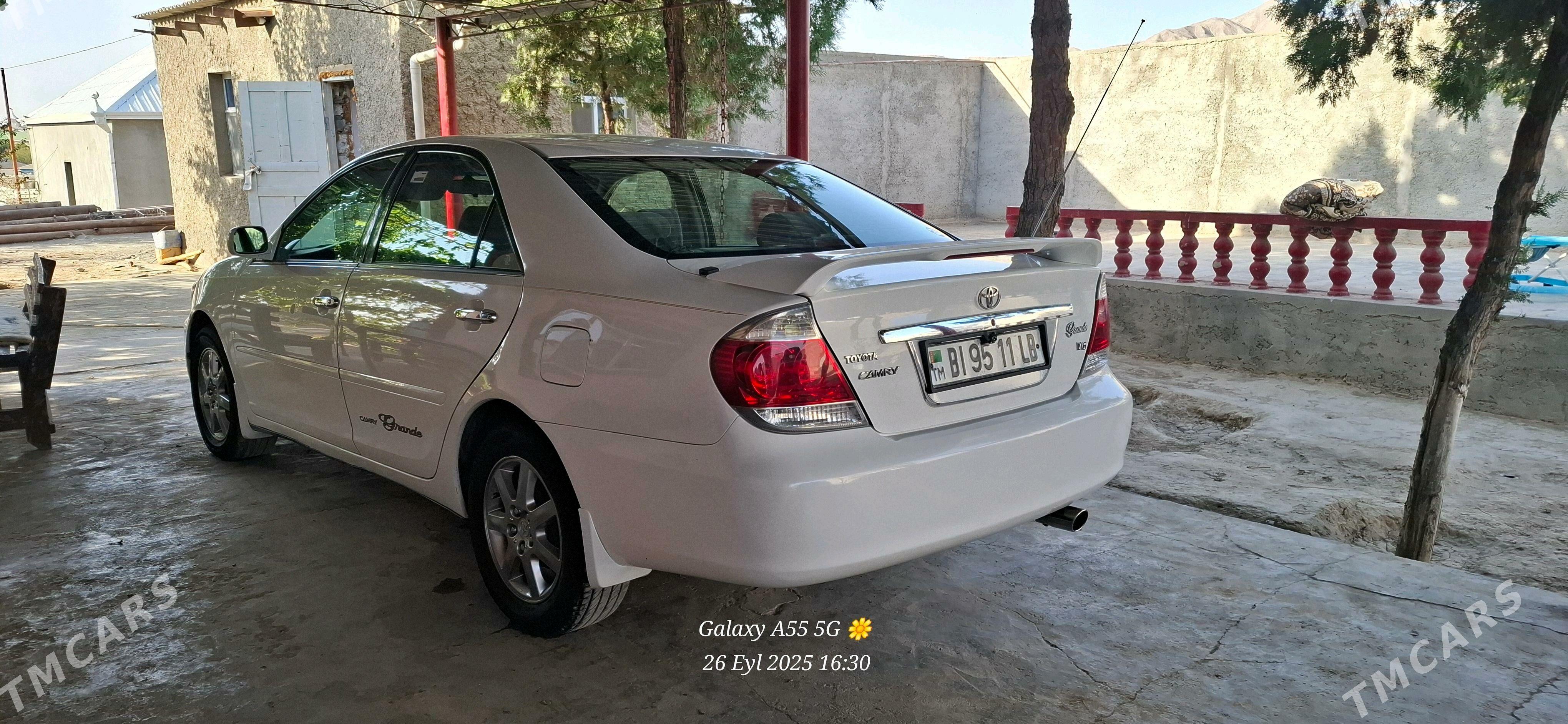 Toyota Camry 2004 - 170 000 TMT - Магданлы - img 4