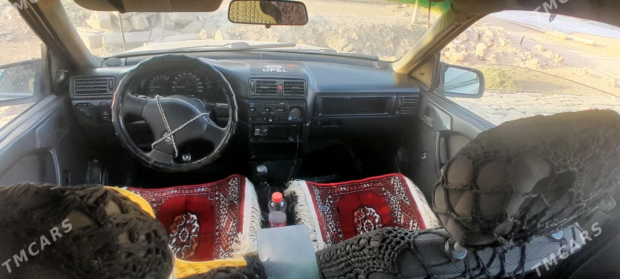 Opel Vectra 1992 - 23 000 TMT - Байрамали - img 2
