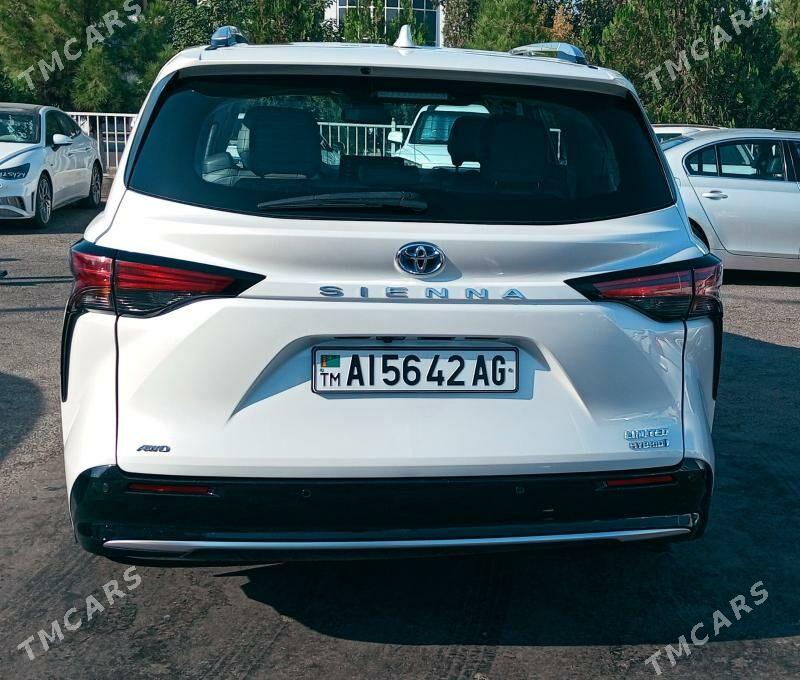 Toyota Sienna 2023 - 775 000 TMT - 10 мкр - img 4