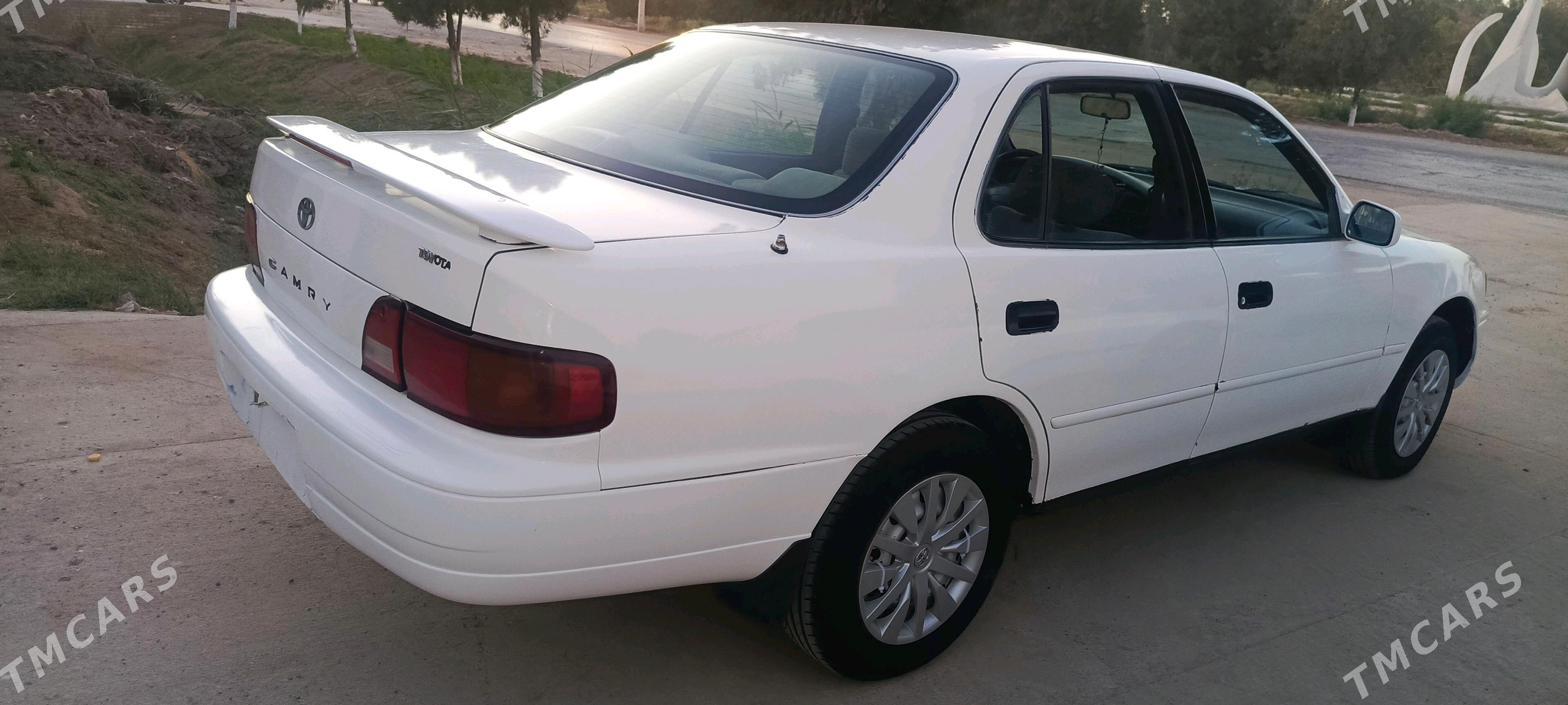 Toyota Camry 1995 - 87 000 TMT - Халач - img 3