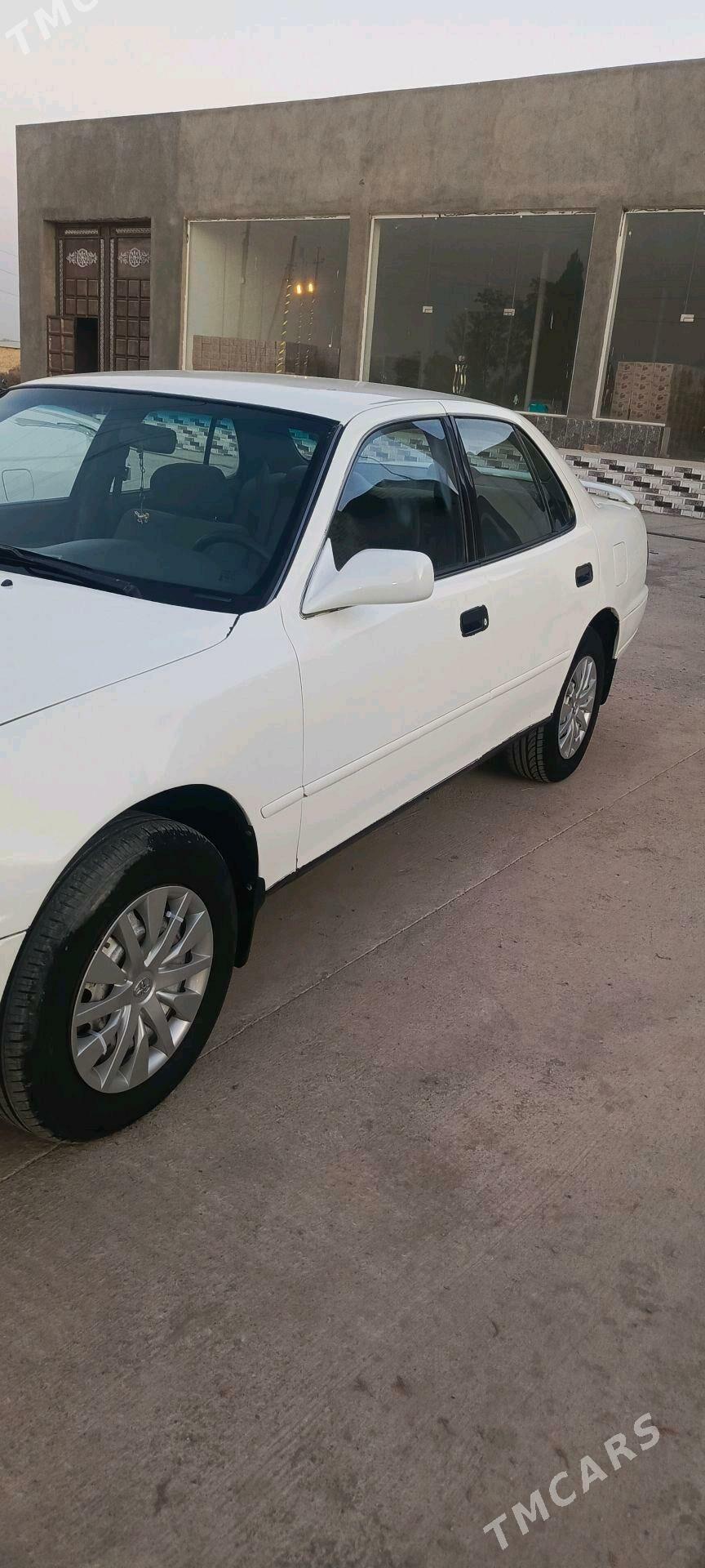Toyota Camry 1995 - 87 000 TMT - Халач - img 9