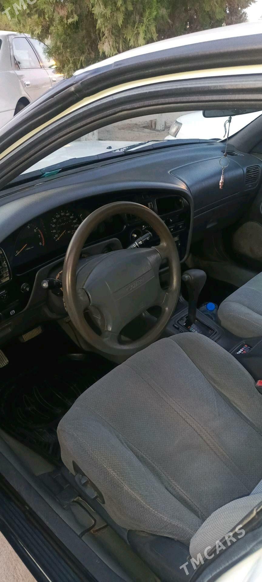 Toyota Camry 1995 - 87 000 TMT - Халач - img 6